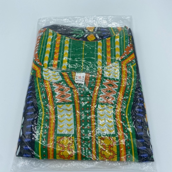 ✨New Unisex DASHIKI✨Shirt in traditional African print. SIZE: OS - Picture 4 of 8